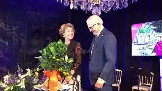 Prinses Margriet en Prof. Mr. Pieter van Vollenhoven bij de buren