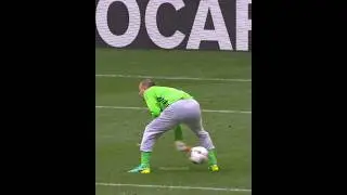 Goalkeeper Funny Moments 🤣