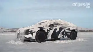 NIO ET9 отряхивается от снега, как хаски.