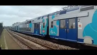 DEPART BB15000 ET VO2N EN GARE DE BREVAL