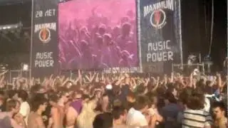 Korn - Falling Away From Me @ Maxidrom Moscow 28.05.2011