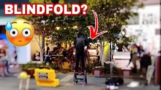 Juggling Sharp Objects Blindfolded? What Was He Thinking 😱 #streetperformer #surfersparadise #travel