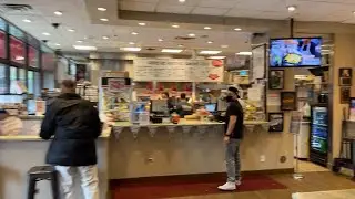 Chicago Scene at Fabulous Freddies