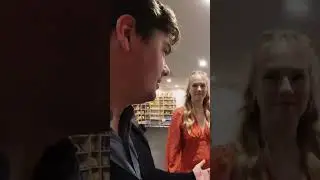 Norwegian shop owner is shocked I speak Norwegian
