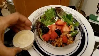 Tully's Coffee Summer Berry Salad Review