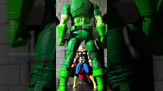 FaceOff: SUPER-ADAPTOID Vs. The MIGHTY THOR Mafex QUICK LOOK Marvel Superhero Action Figure Review