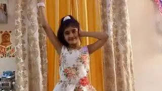 Aashayen Aashayen Lyrical Song By Little Student Performance