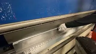 Trumpf TrumaBend V230 Bending Machine (2003)