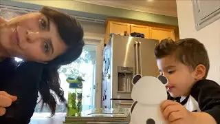 Kristyna de SPARX Animales Del Zoologico con su hijo Santino