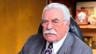 Mit 80 Jahren sagt Tom Selleck endlich die Wahrheit &uuml;ber Sally Field
