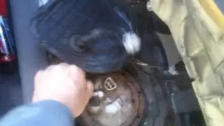 Replacing a fuel pump on a 2008 Kia Rio