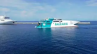 Llegada del Fast Ferry Jaume III de Balearia en el Dique de Son Blanc de Ciutadella