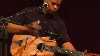 GUY DAVIS, Renaissance bluesman, sings it live!