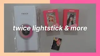 Брелки со светящейся палочкой и стратегией TWICE
