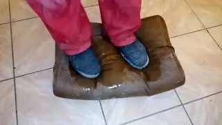 Trampling and pouring water on the leather pillow