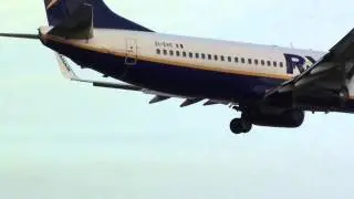 Ryanair Boeing 737 800 EI EVC Landing Malaga AGP