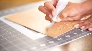 Fiskars&reg; - How To Change The Blade on the Heavy Duty Easy Change Detail Knife
