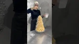 His Majesty Croquembouche with a sugar veil 😍
