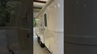 Smooth as can be after a @Glidecoat ceramic coating! @Olivertraveltrailers #customcoatings