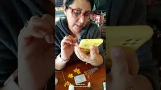 Proceso de ARMADO de la flor de violeta ✨🌹 en maseta de yeso 🏺✨