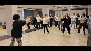 GIMNASTYKA- BABY SHARK, piosenka dla dzieci, METODA EDUMUZ