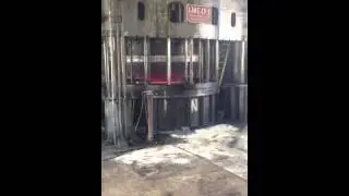 Tank Head Press
