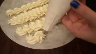 Techniken zum aufspritzen von Garnituren   Aufdressieren von Randgarnierungen   von Kuchenfee