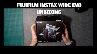 A quick FUJIFILM Instax Wide Evo unboxing