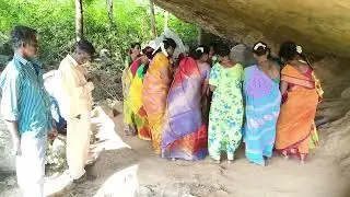 అబ్బుగుండు క్రింద మన సంస్కృతి కళా సంస్థ కలకట రెడ్డప్ప ఆధ్వర్యంలో మహిళల, సంక్రాంతి పండుగ గొబ్బి పాటలు