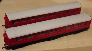 HD Thomas the Tank Engine Hornby Spencer's Composite R9702 & Brake Coach R9703 Review & Run.