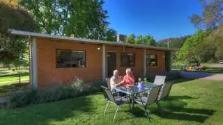 BIG4 Porepunkah  Brick Cabin 6 Berth by Peter Bellingham Photography