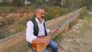 Orhan Gürsoy - Dağlarına dargınım, yollarına yorgunum, gözlerine sürgünüm. (Aşkına var mı çare)
