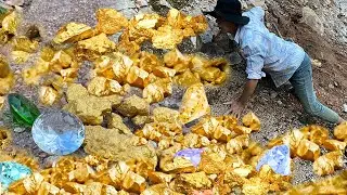 Amazing Found Gold Diamond Pearls Gold Under stone by a gold skill man