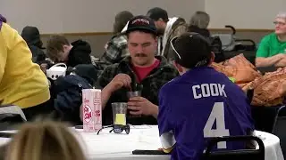 Vikings, Packers fans come together at AAD Shrine Center