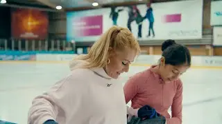 'Mueve la patata' #2: Bibian Navarro enseña a patinar a Lydia Valentín
