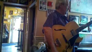 Sonny Troy live at Francoluigis