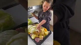 Come cook an easy oven Hangi with me. @KidscancookwithRyleigh2023