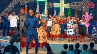 UTUKUZWE- KWAYA YA VIJANA KWENYE HITIMISHO LA JUMA LA VIJANA