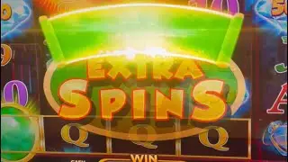 Crapless craps low bet high payout method. 
