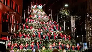 Singing Christmas Tree | Zurich Bahnhofstrasse | Switzerland | KIBS School #singingchristmastree