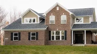 6941 Winter King Drive, Danville, IN Presented by Team Petruzzi.