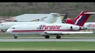 Boeing 727-200's Landing at YLW