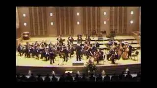 Violist Avri Levitan plays Mozart