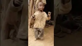 Dans eden Afrikalı &ccedil;ocuk 😍