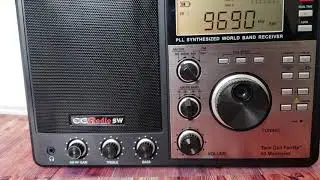 Radio exterior espana on CCRADIOSW portable receiver 9690 kHz Shortwave on telescopic antenna