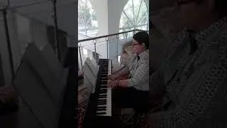 Hino 58 - tocado no piano. Ana Mary de Cervantes