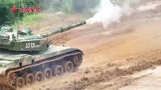 Type 96 Tanks Live-Fire Shoot Across Day and Night in the Eastern Theater Command of China