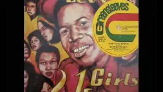 Barrington Levy & Ranking Joe - Mary Long Tongue 12