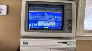 2023/11/24: Tandy 1000 TL/2, DeskMate, Christmas Medley on IBM 5153 Display