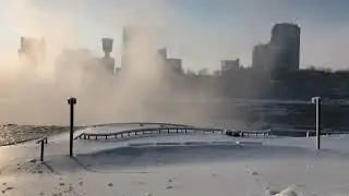 Frozen Niagara Fall 